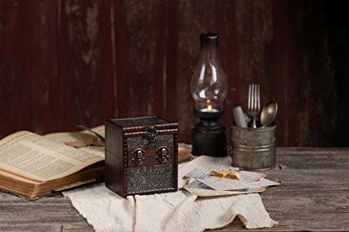 M01E - 100+ double sleeved cards 200+ un-sleeved cards