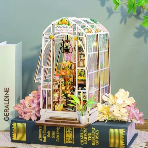 DIY Miniature Dollhouse - E Magic Room