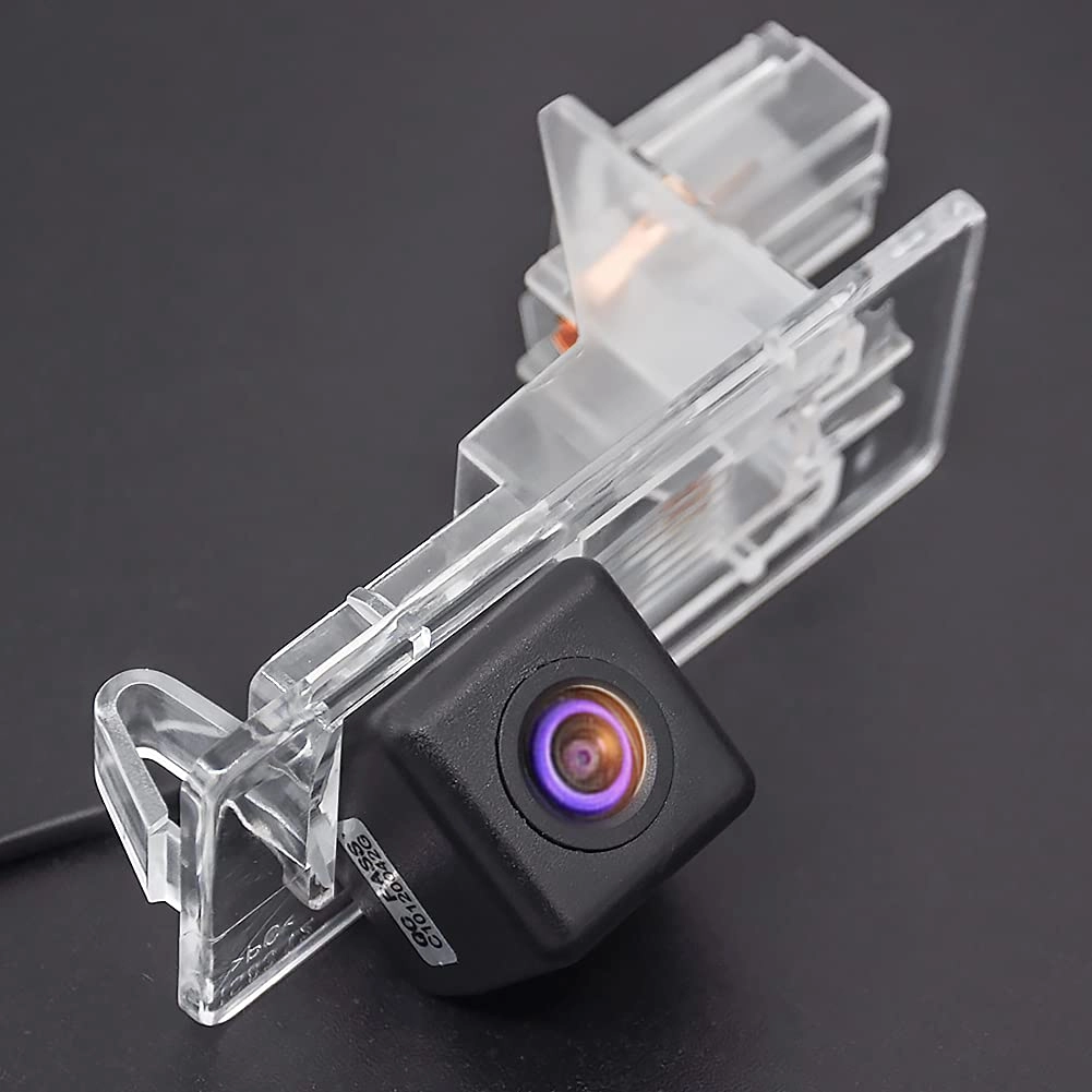 Rear View Reverse Backup Tracks Camera - 728 x 512