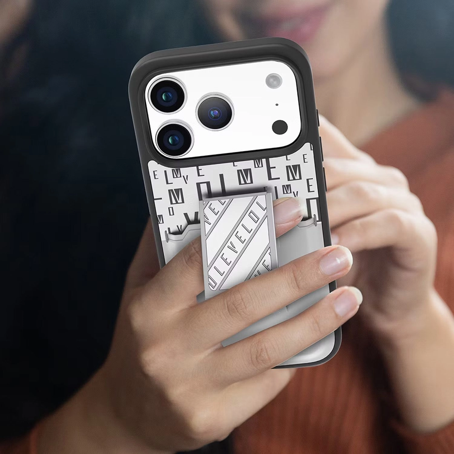 Morphix Cuero Gripstand Case for iPhone 17 Pro