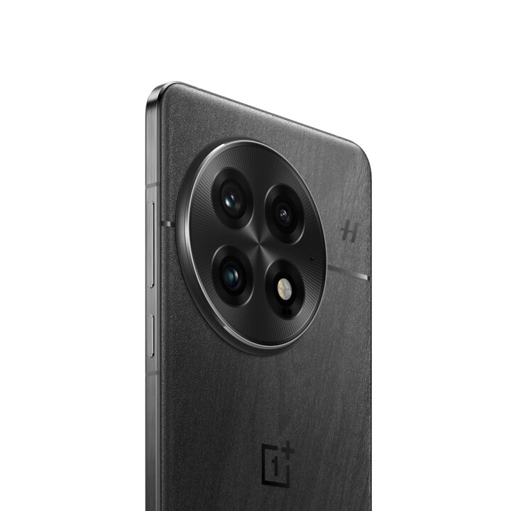 13 - 16GB 512GB