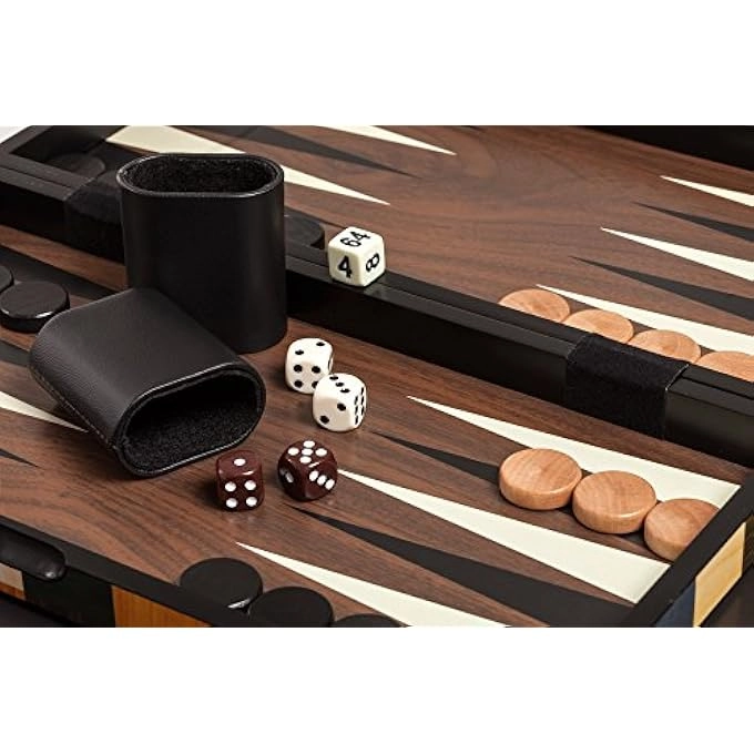 BACKGAMMON FOURNI