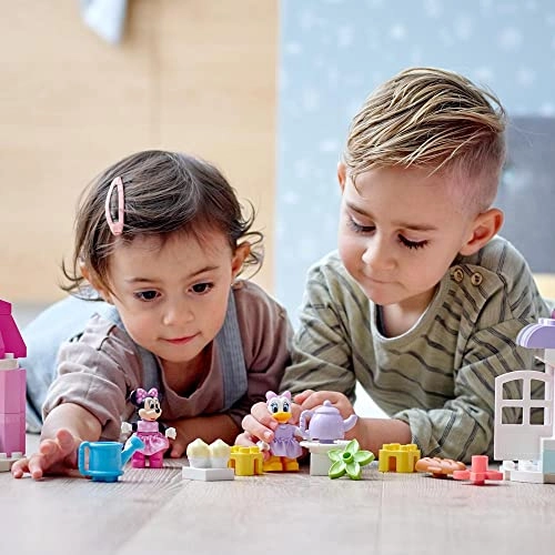 Disney Minnie’s House and Café (10942)