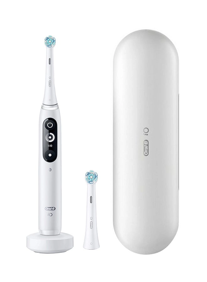 Oral-B iO7 - 5 Modes Travel Case White