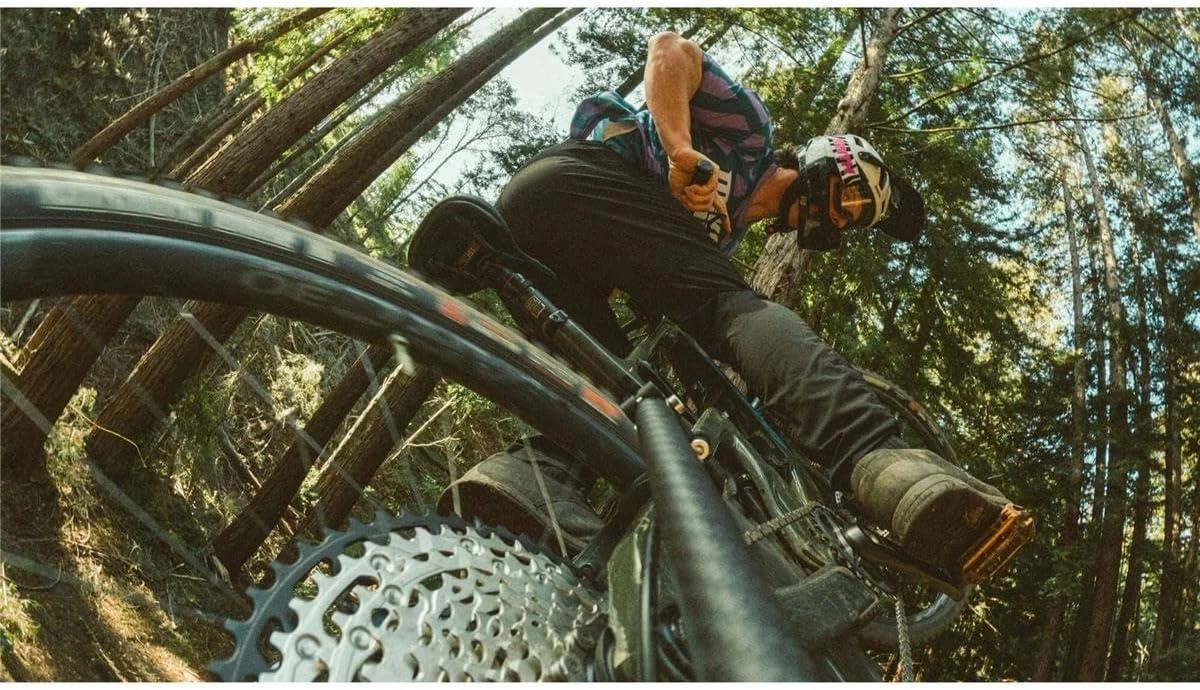 Boom + Bar Mount - carbon fiber 10-21 inches