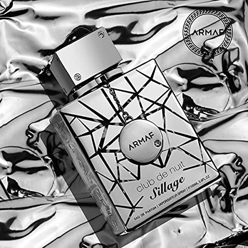 Club De Nuit Sillage Eau de Parfum 105ml