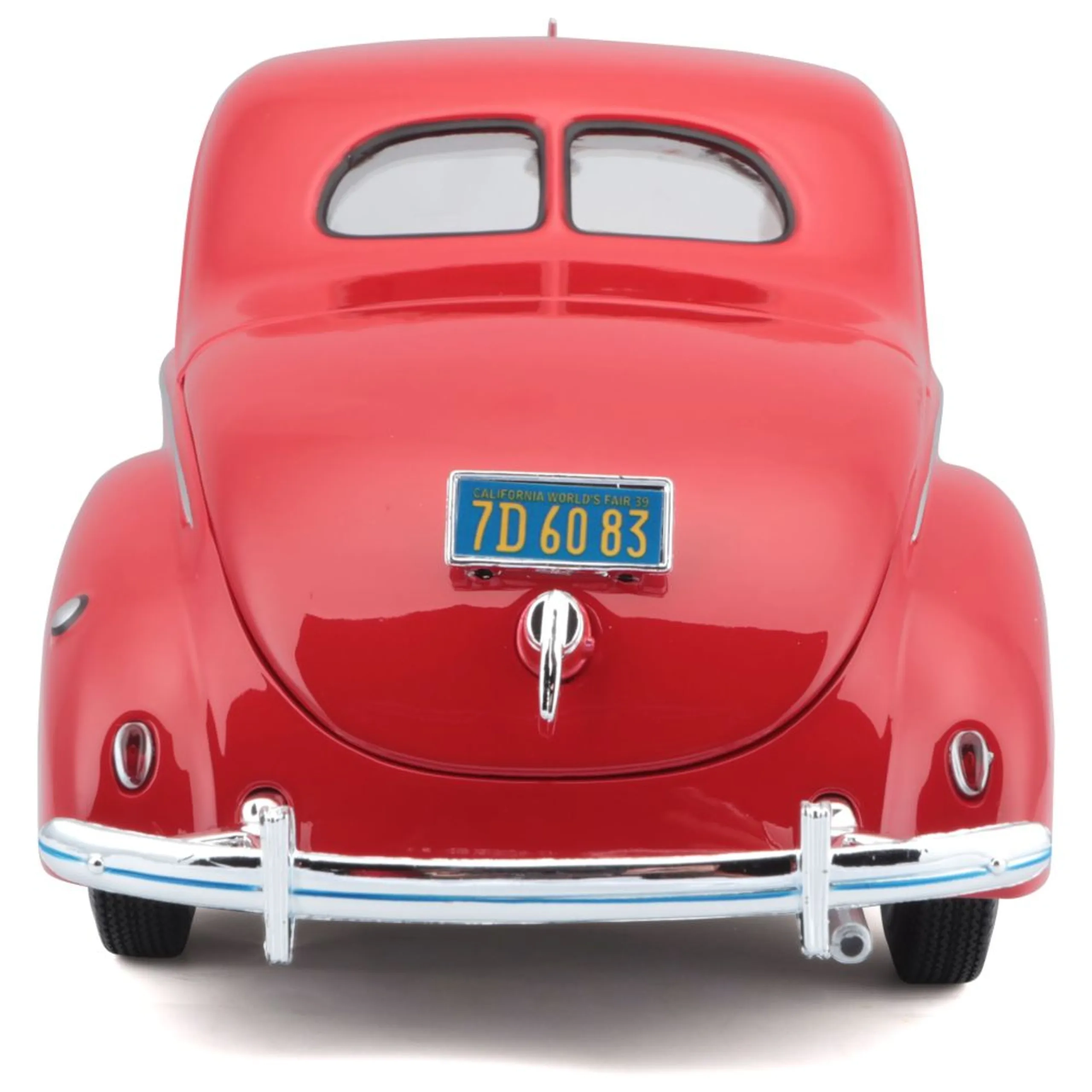 1939 Ford Deluxe Coupe - 1:18