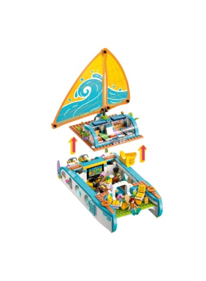 Friends Travel Boat Adventure - Paisley Zac Celine Sky