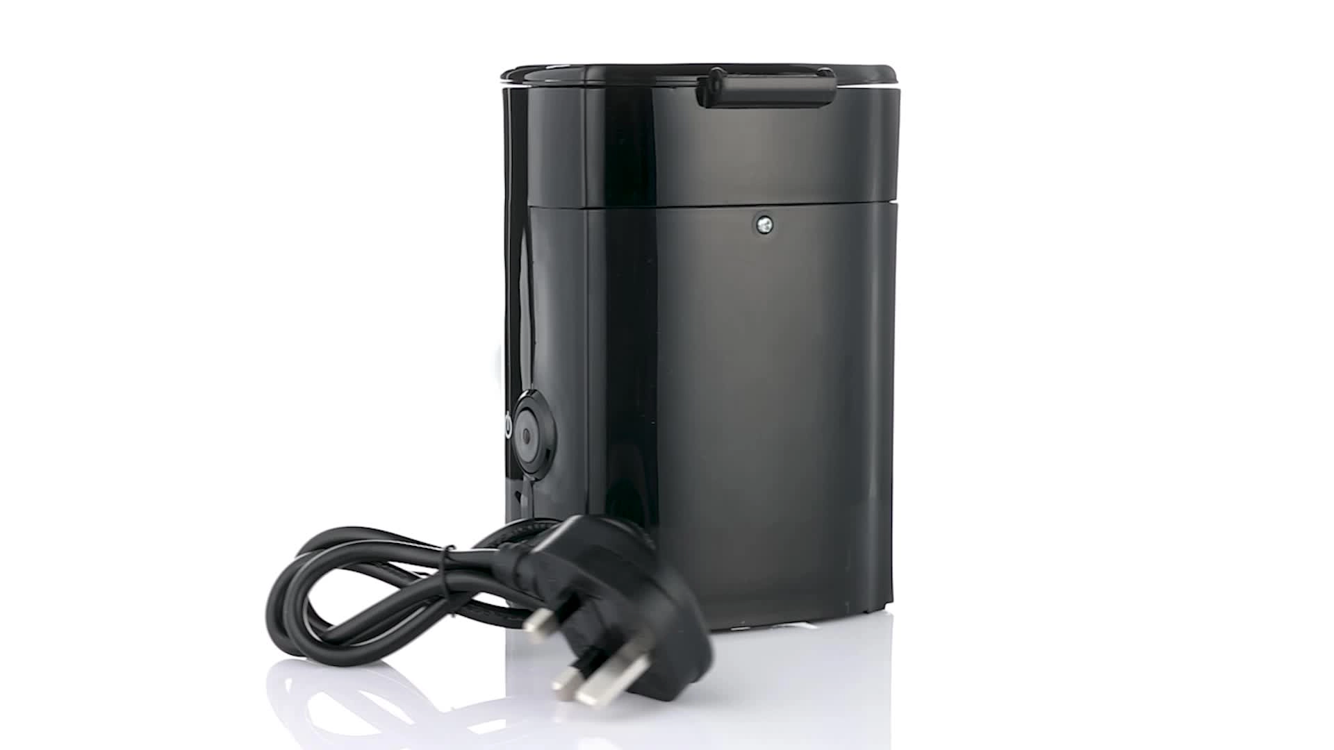 One-Cup Coffee Maker DCM25N