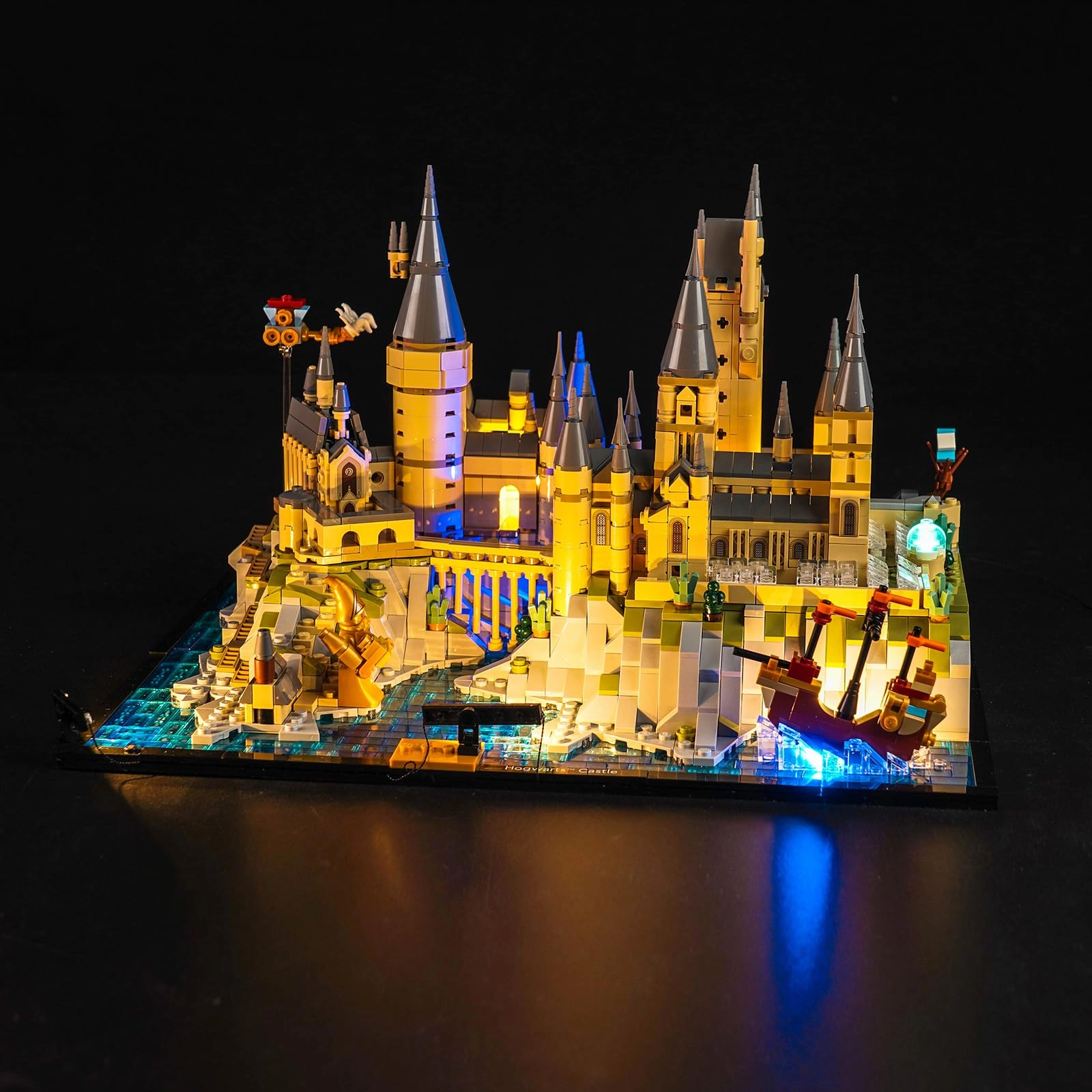 BrickBling LED Light Set for LEGO 76419 Hogwarts Castle and Grounds - Copper conductor Harry Potter 1 5V