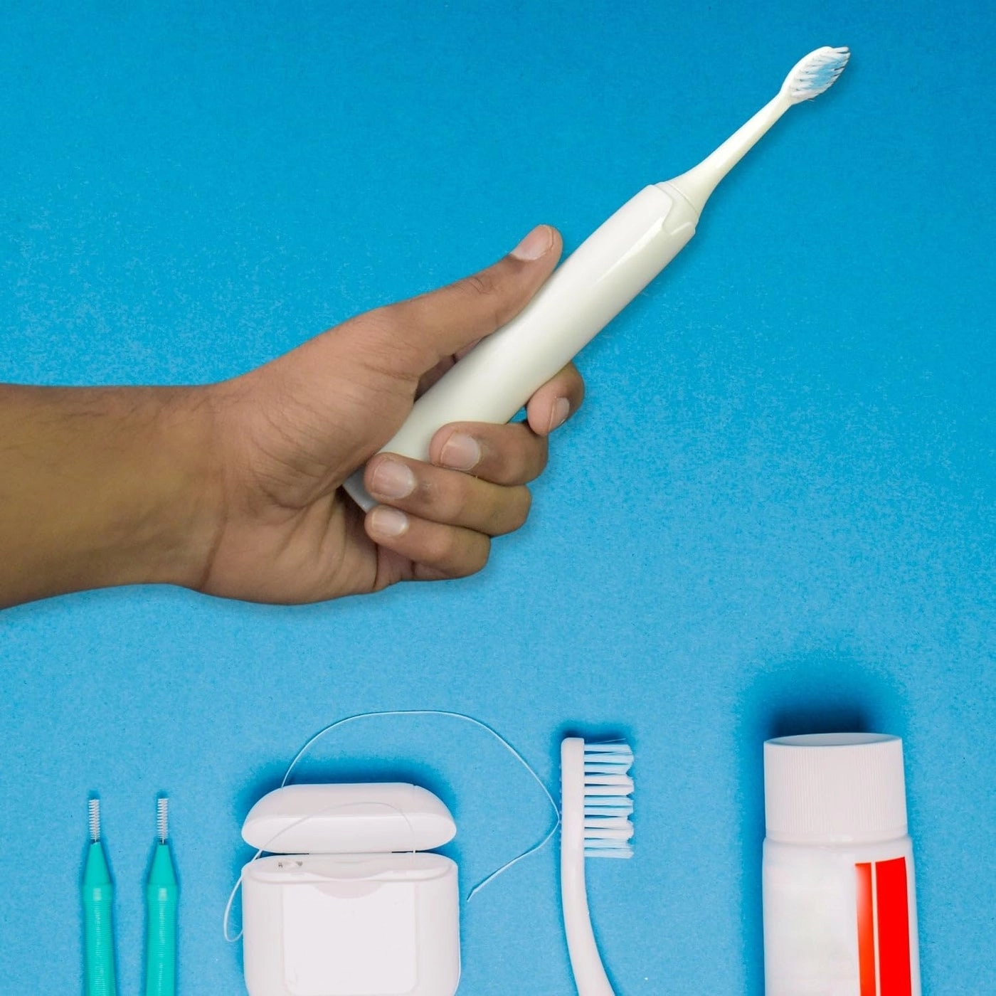 Electric Toothbrush - Battery Operated Deep Cleaning