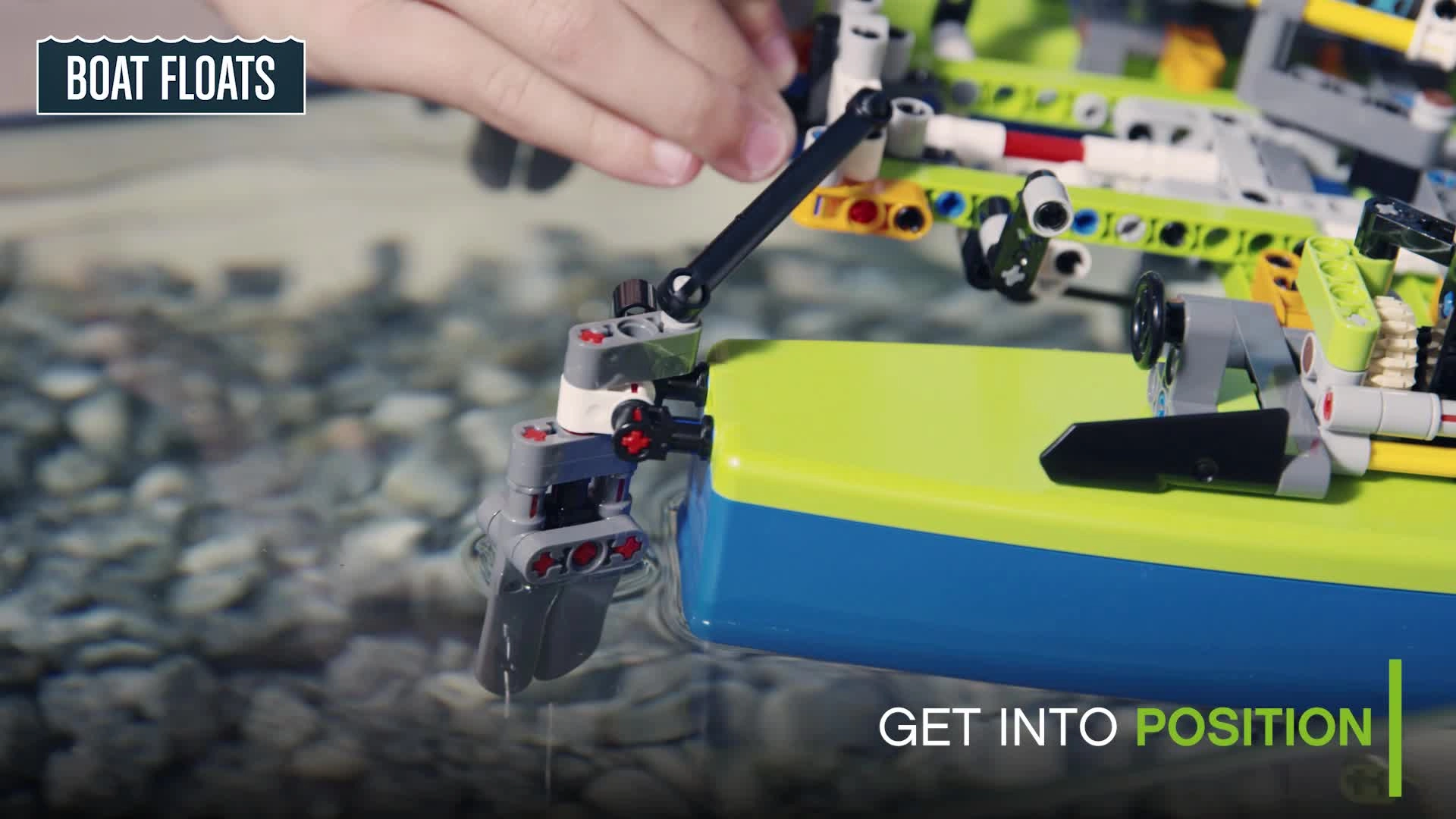 Technic Catamaran 42105