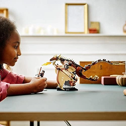 Harry Potter Hungarian Horntail Dragon (76406) - with Minifigure 40 cm wingspan