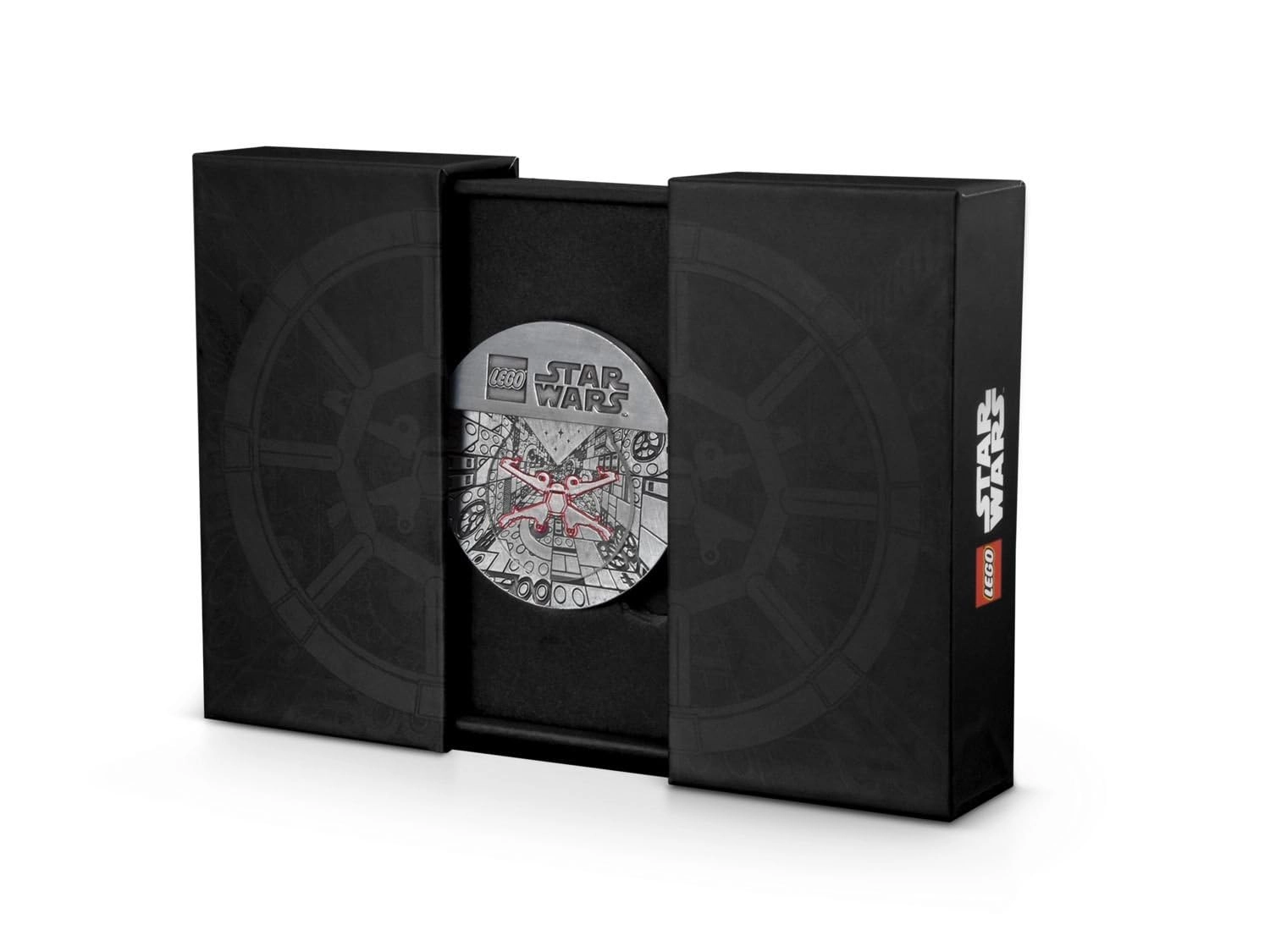 LEGO Star Wars Battle of Yavin Collectible Coin (5008818)