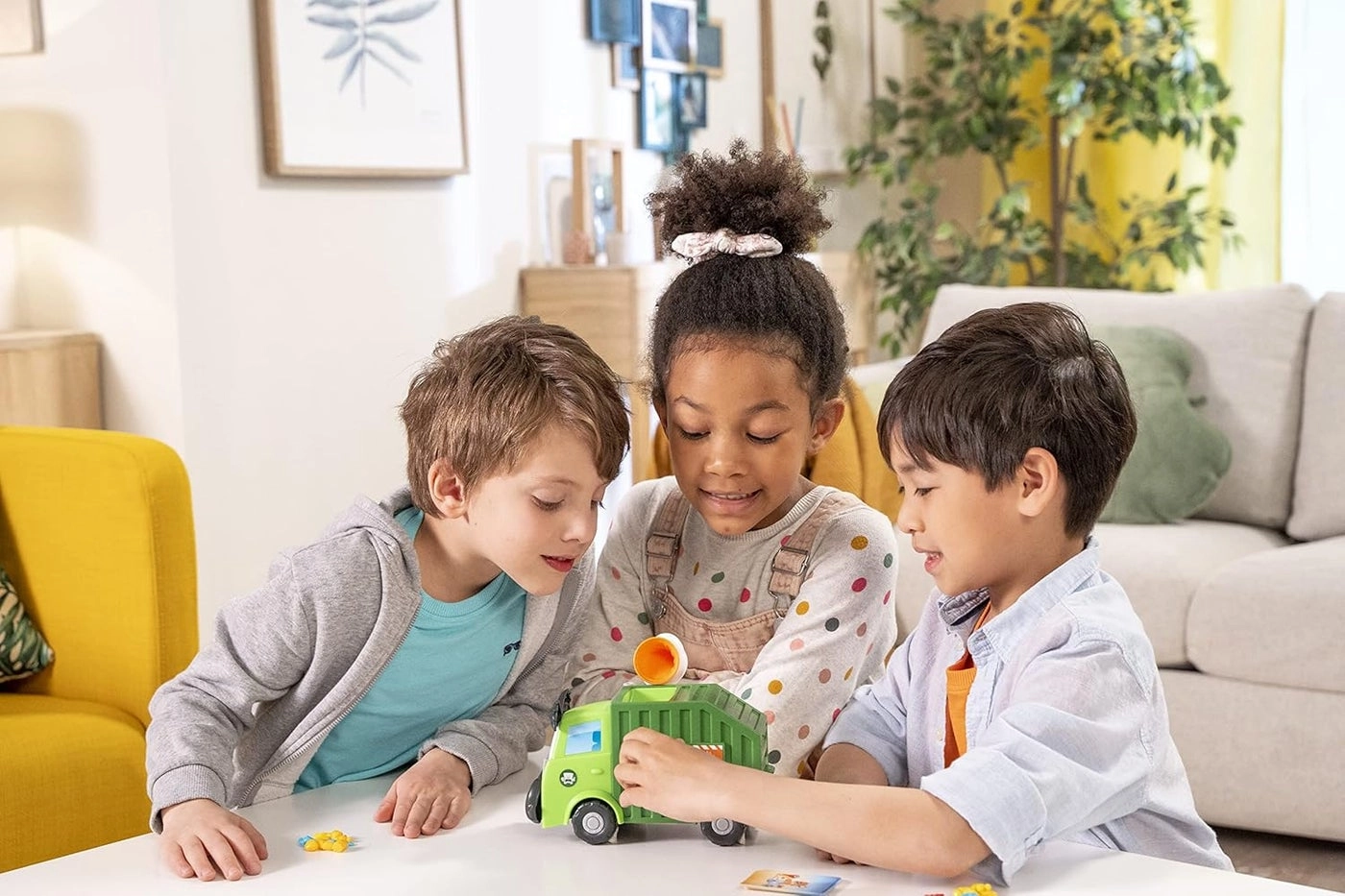 Trash Stash - Ages 4 and up 24 pieces