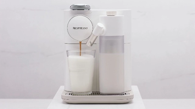 Gran Lattissima & Milk F531