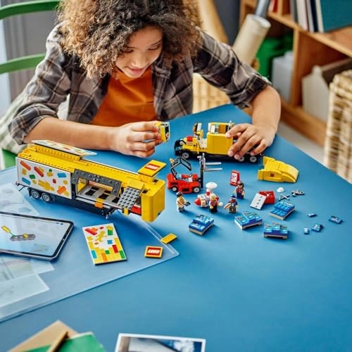 City Yellow Delivery Truck (60440)