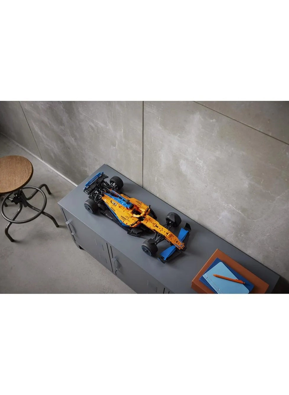 Technic McLaren Formula 1 Race Car (42141) - Replica F1 Motor Sport Model