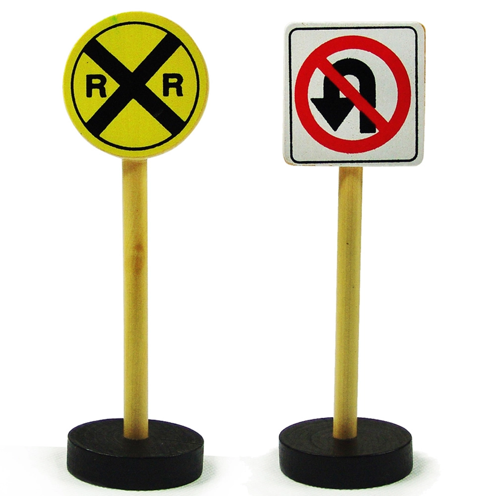 Wooden Road Sign - Suitable for 3 years & above 15 pieces