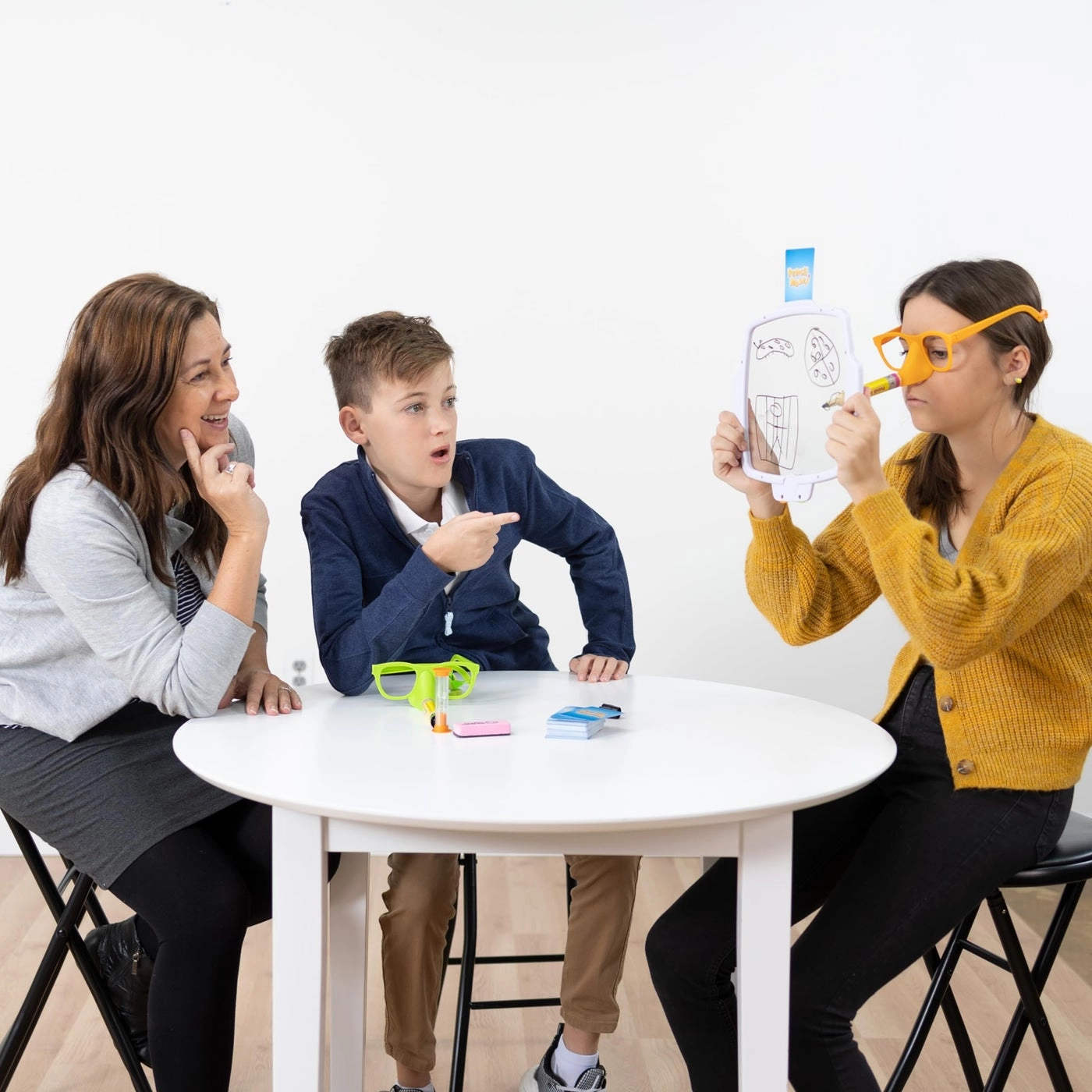 Pencil Nose - Party Game