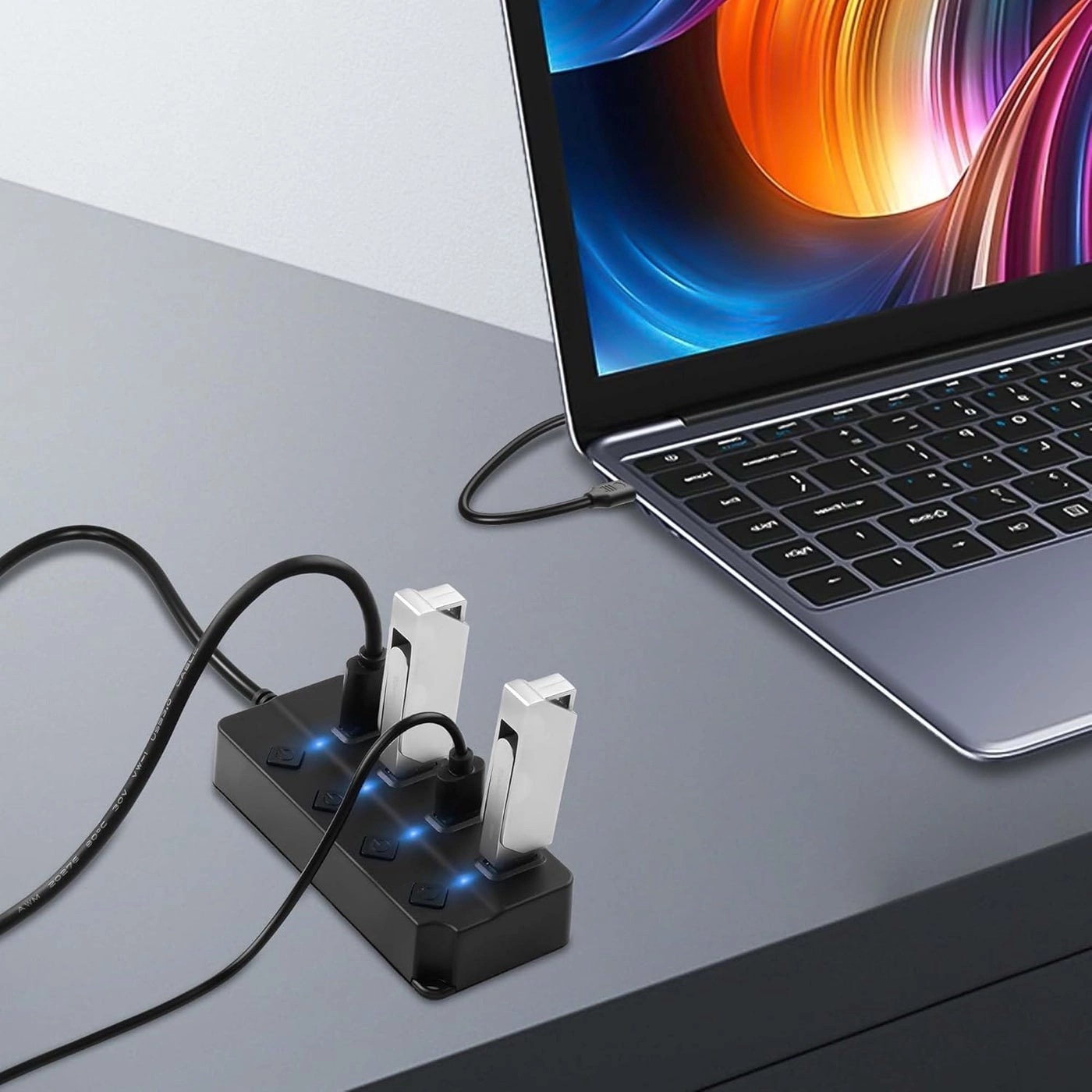 4Port USB Hub - USB2.0 Individual On/Off LED Switches