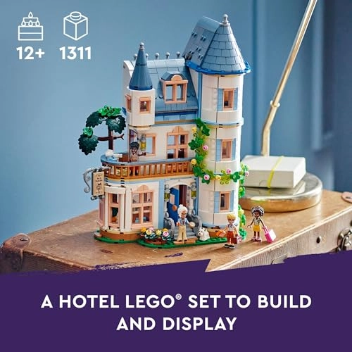 Friends Castle Bed and Breakfast Hotel Playset (42638)
