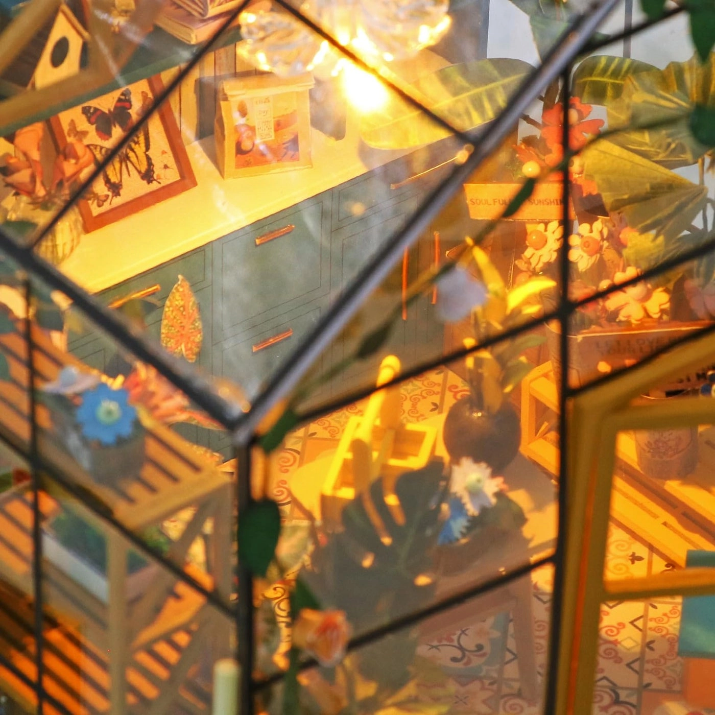 DIY Miniature Dollhouse Kit - Tiny House 1:24