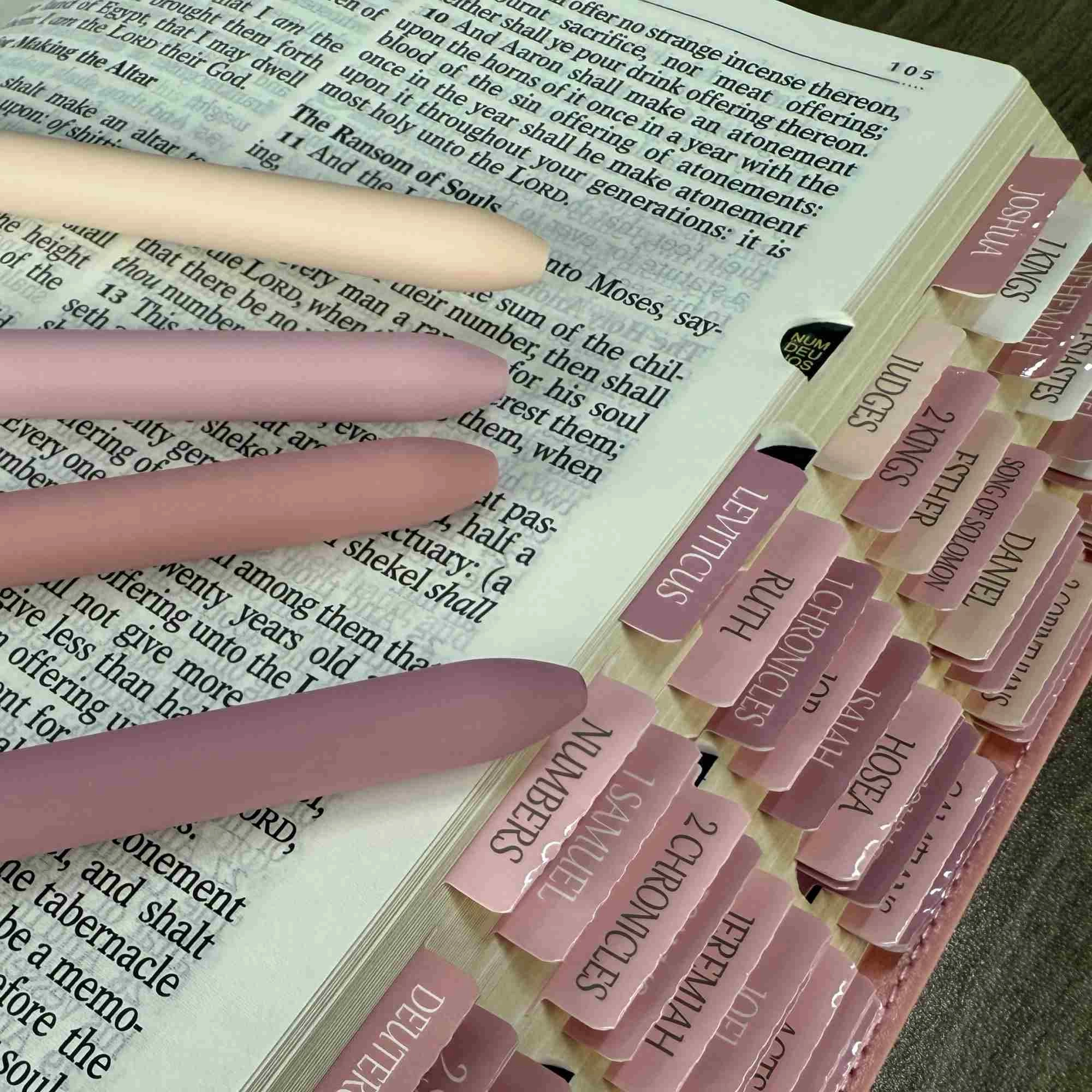Pink Gel Pens - 7 Pcs 0.5 Millimeters