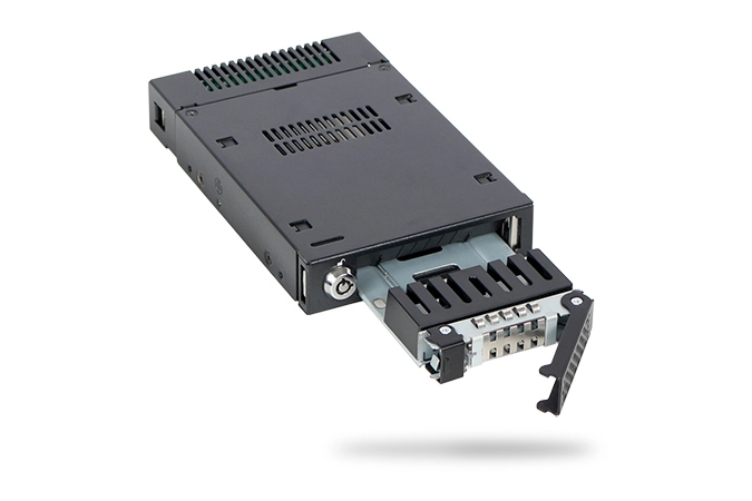 MB601VK-B - SAS 1x U.2 NVMe SSD