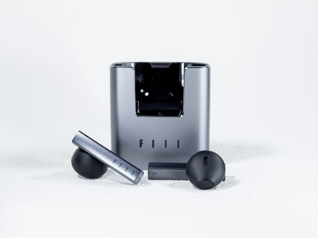 CC Nano Wireless Earbud
