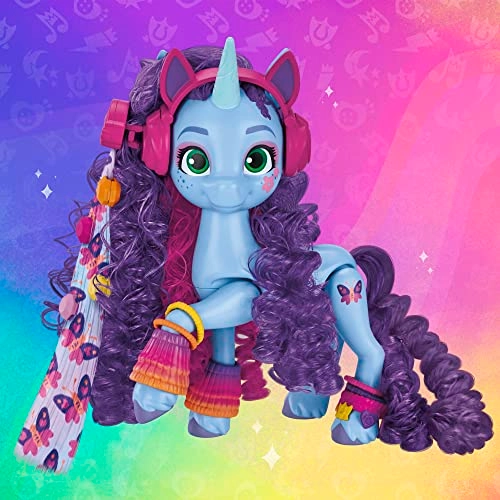 Misty Brightdawn Doll - 5.5-inch Style of the Day Ages 5+