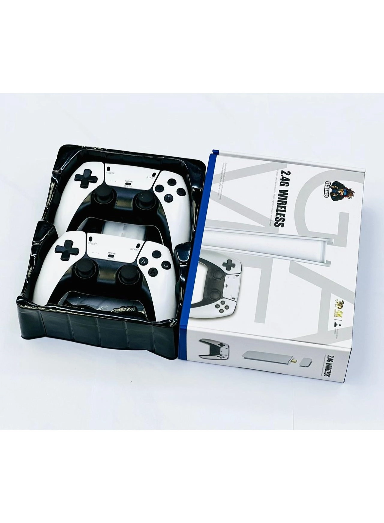 M15 - Retro Dual Wireless 4K Ultra HD Output