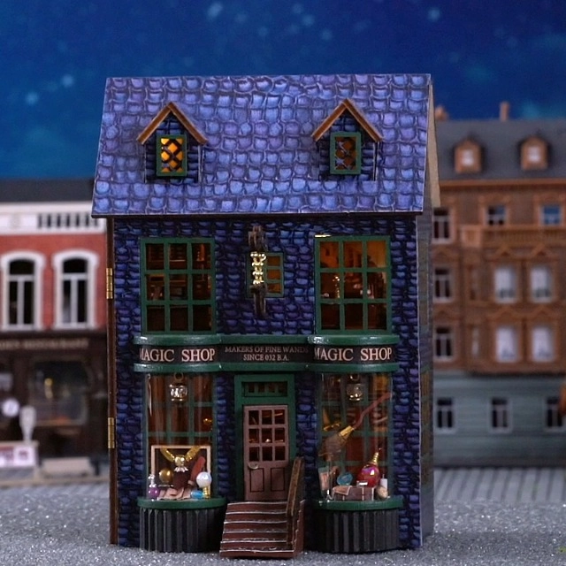 Miniature House Kit - Garden Restaurant