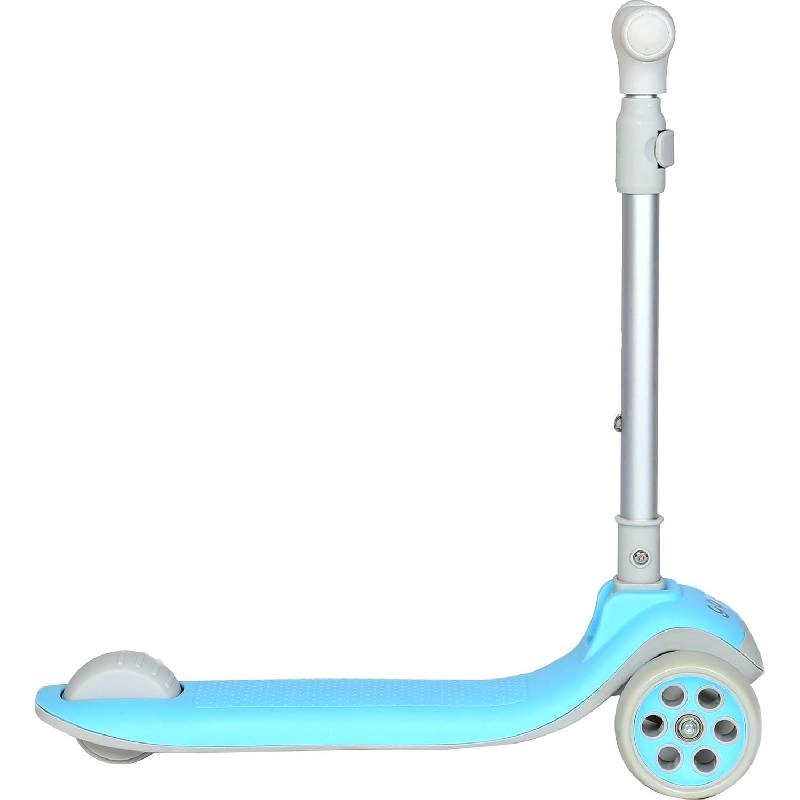 3-Wheel Kick Scooter - 4.5" Front and 3" Rear Flashing Wheels