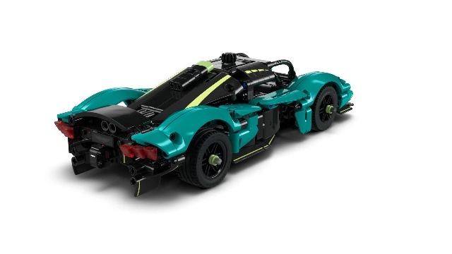 Technic Aston Martin Valkyrie (42208)