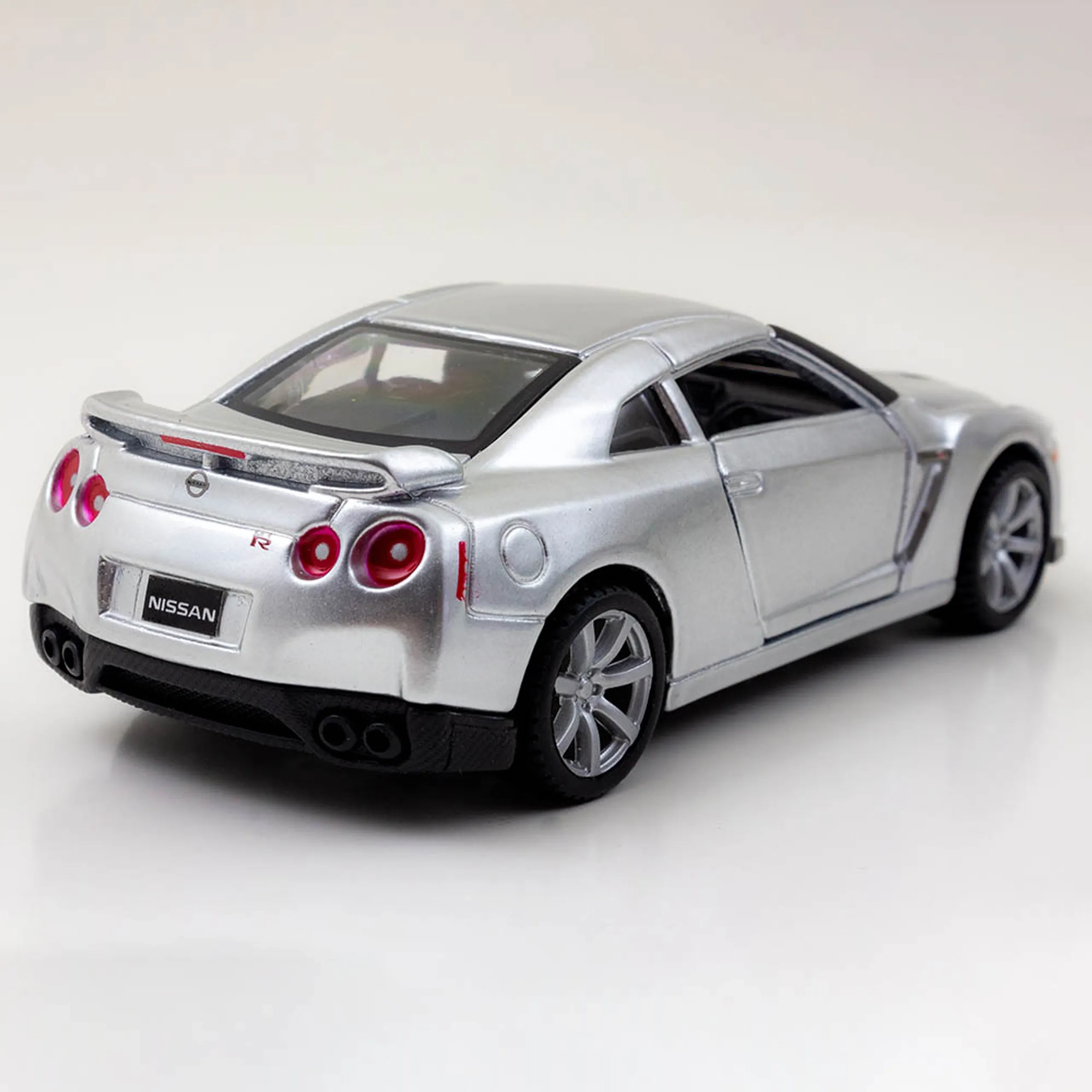 Nissan Gtr - Pullback Die Cast