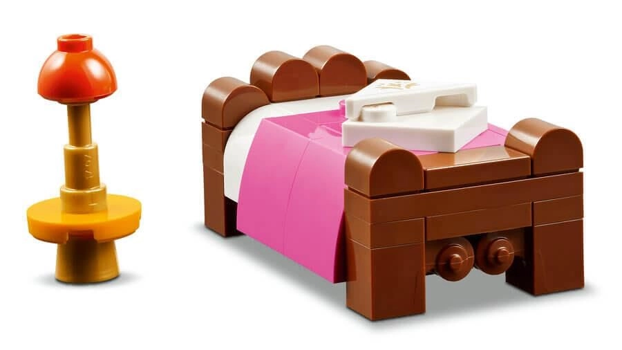 Friends Castle Bed and Breakfast Hotel Playset (42638)