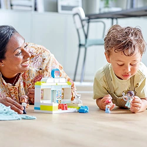 DUPLO Rescue Doctor Visit (10968)