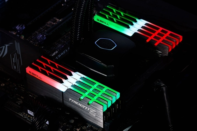 Trident Z RGB - 128GB 3600MT/s UDIMM DDR4
