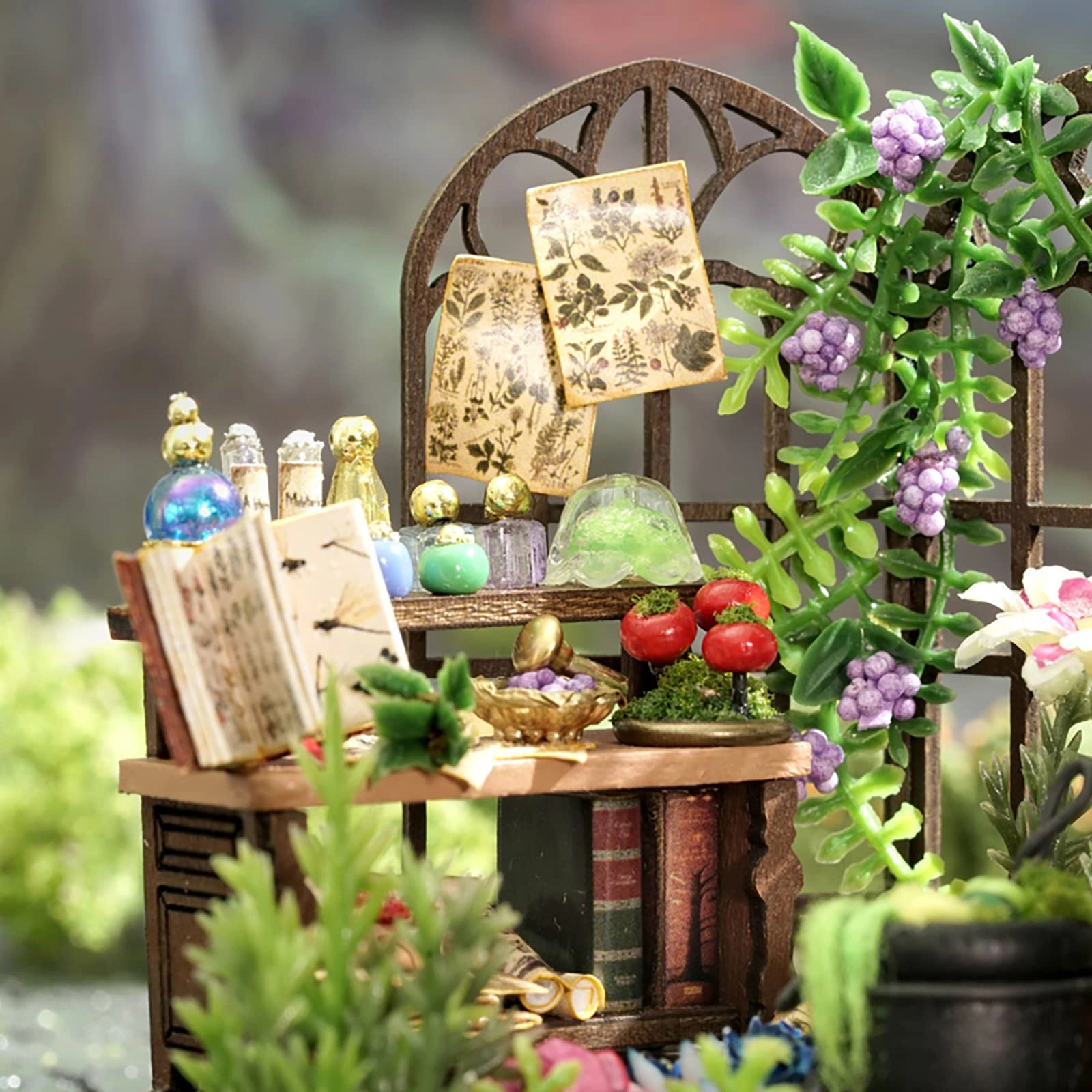 DIY Miniature Dolls House Kit - Magic Garden