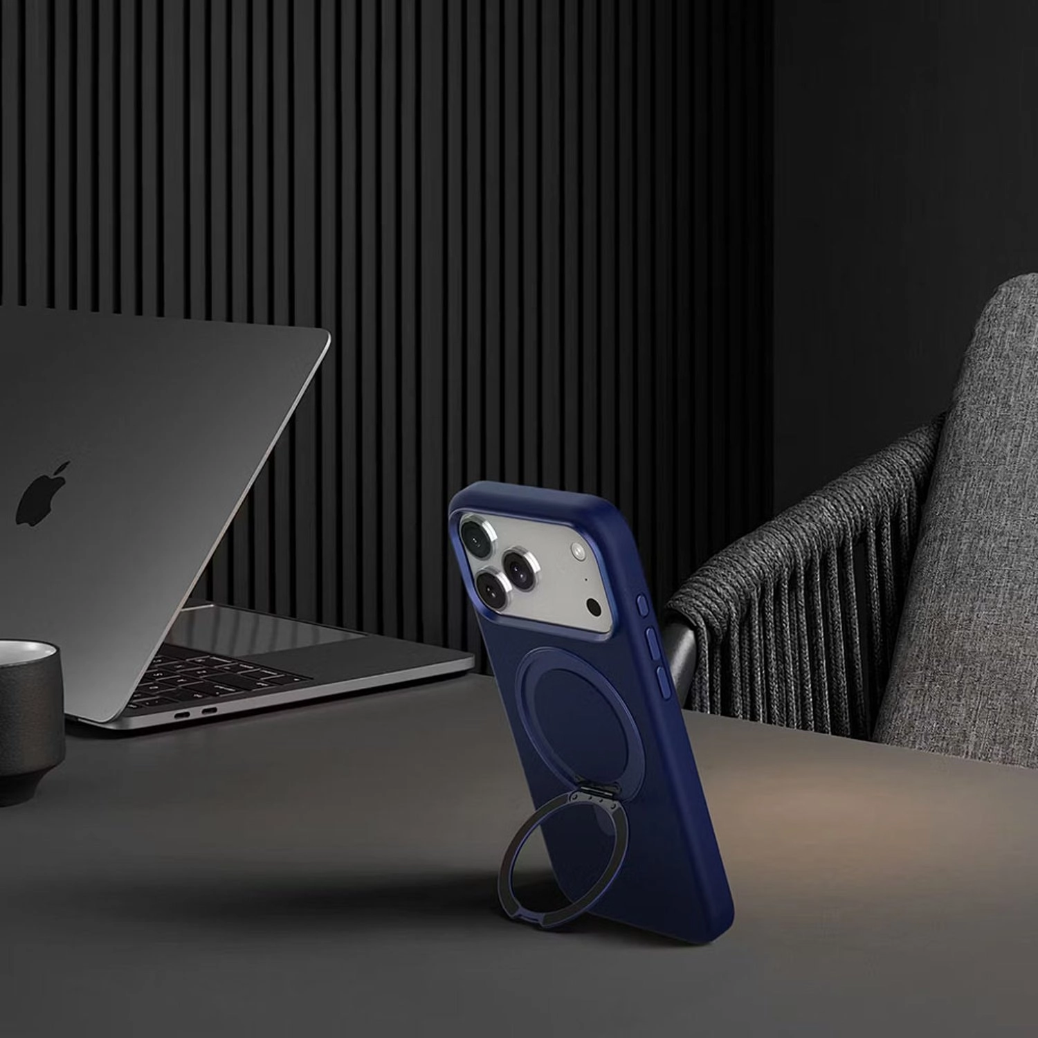 Iris Pro Silicone Case with MagSafe for iPhone 17 Pro