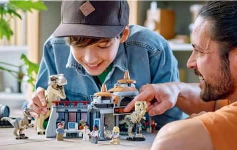 Jurassic Park Visitor Centre (76961)