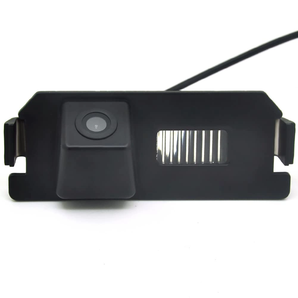 Rear View Reverse Backup Tracks Camera - 728 x 512