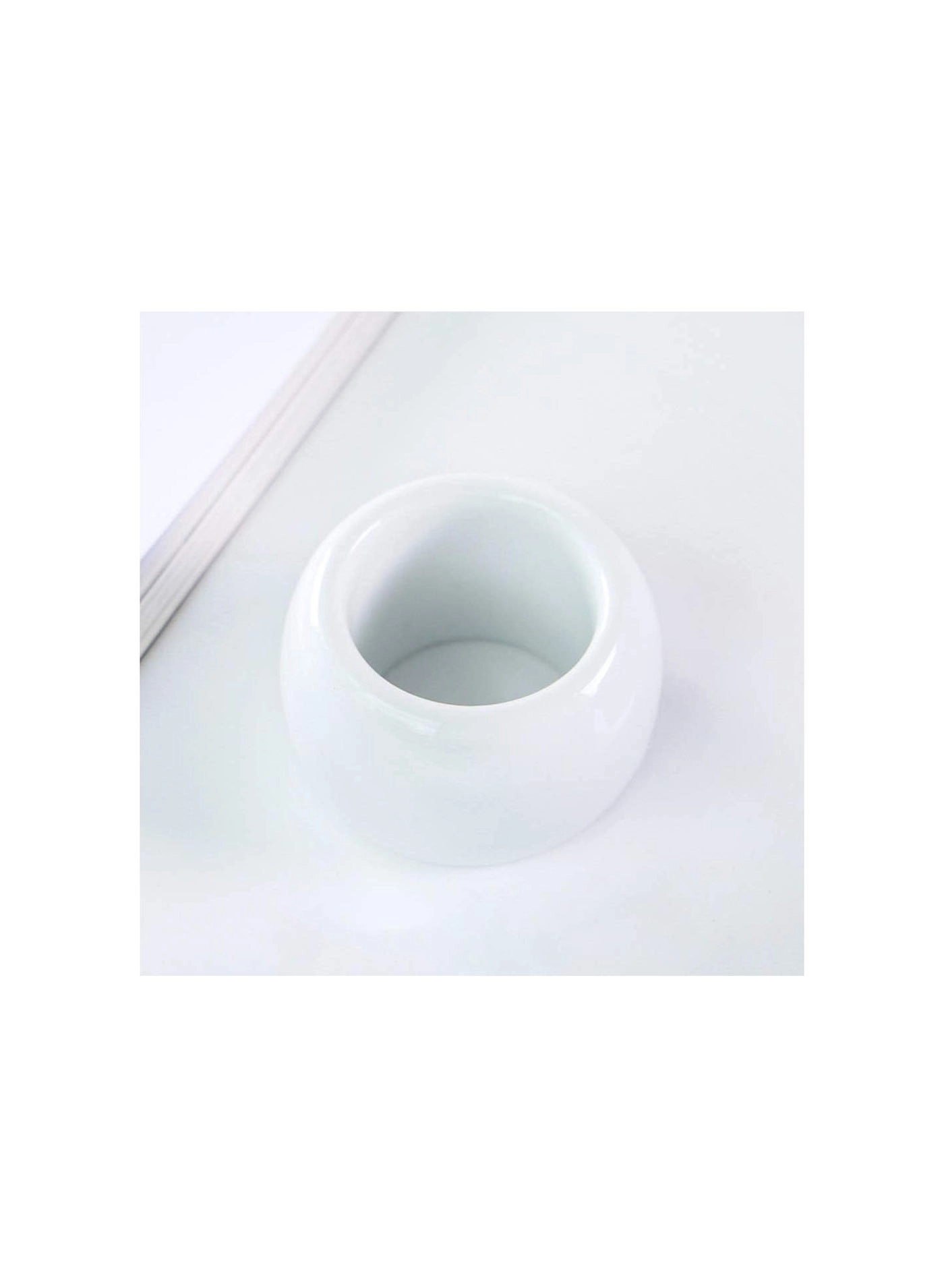 Toothbrush Holder - wall mounted