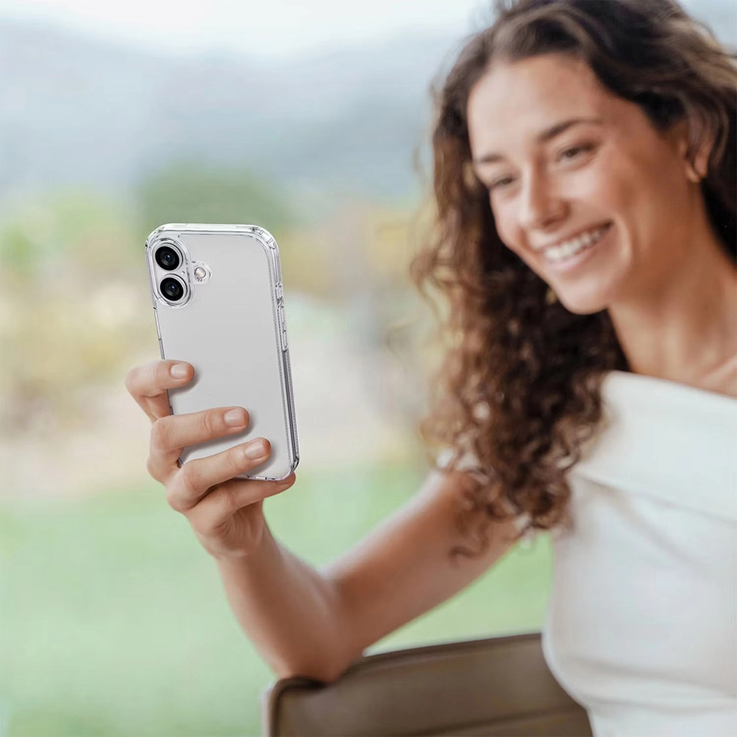 Clara Clear Case with MagSafe for iPhone 17