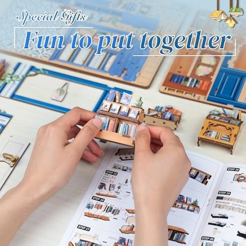 Book Nook Kit - Muse Bookstore 1:12 Scale