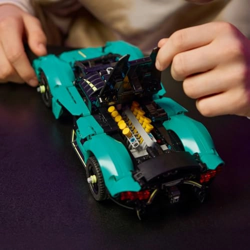 Technic Aston Martin Valkyrie (42208)