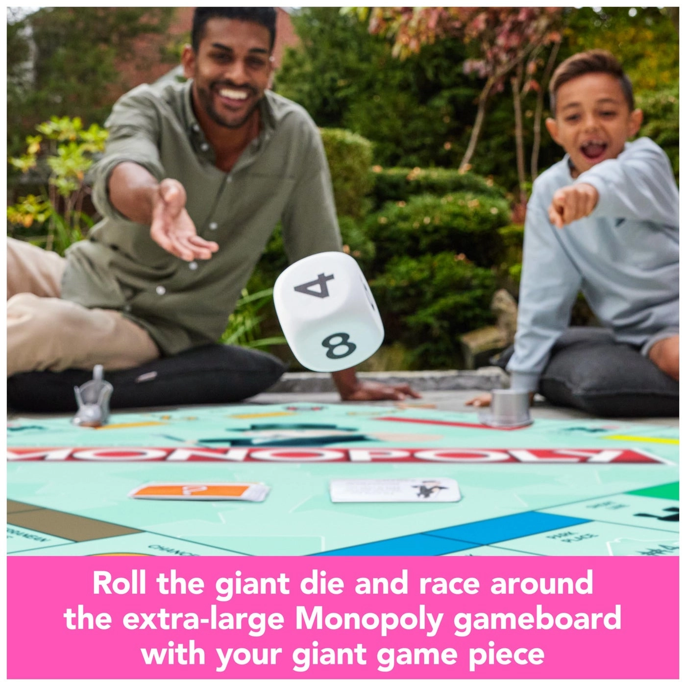 Monopoly Giant Edition - Oversized Board
