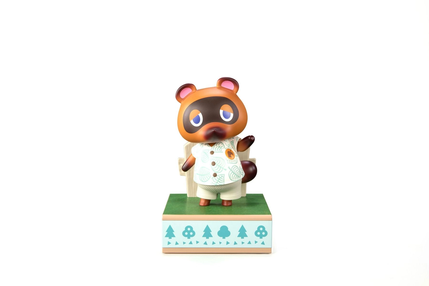 First 4 Figures Tom Nook - Animal Crossing: New Horizons