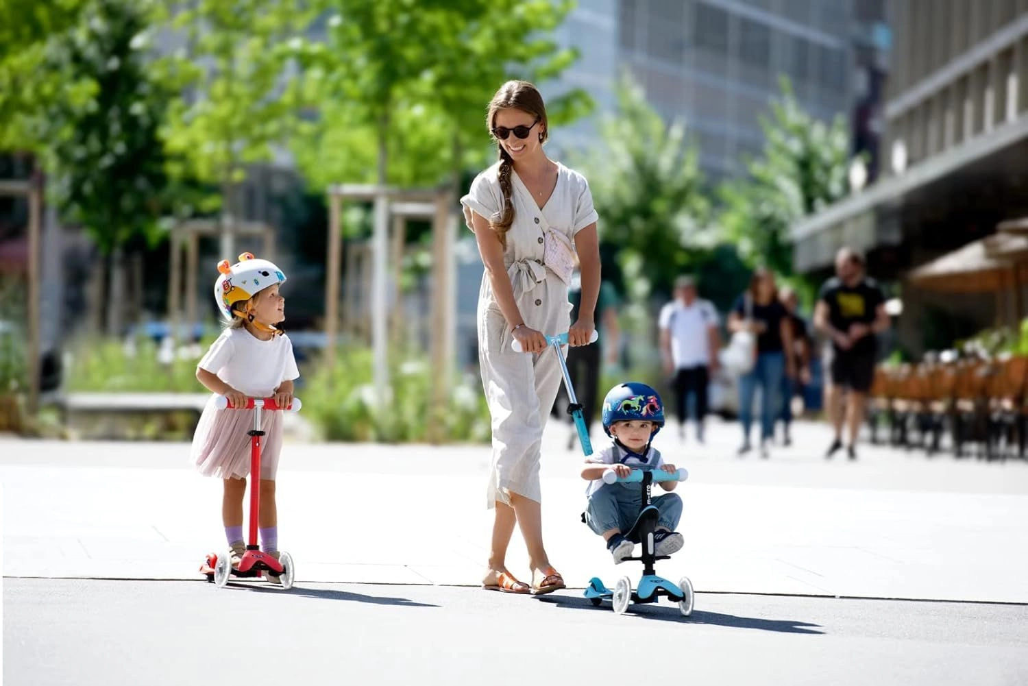 Mini 2Grow Deluxe Magic 3-Wheel Kick Scooter – 120/85mm LED